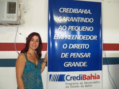 Eliane Ferraz é a agente do CrediBahia em Ubatã (Foto: Ubatã Notícias)