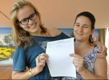 Nathaly e a mãe/ Foto: Fernando da Mata/G1 MS