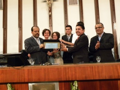 Taurino recebe o título na Assembleia Legislativa da Bahia