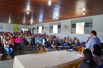 Professores lotaram auditório do José Firmino (Foto: Divulgação)