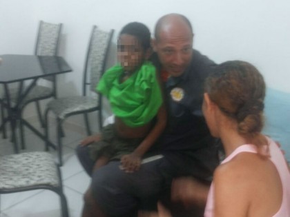 Menino de 9 anos passou a noite perdido em região de mata fechada (Foto: Divulgação)