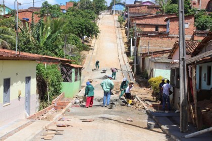 Passeios estão sendo construídos no Dois de Julho (Foto: Ubatã Notícias)