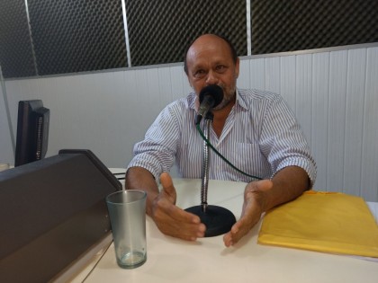 Marcos Aurélio foi entrevistado por Amarelinho (Foto: Ubatã Notícias)