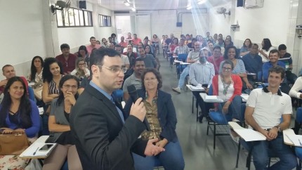 Alexandre ministra Curso na Fundacem, em Salvador (Foto: Divulgação)