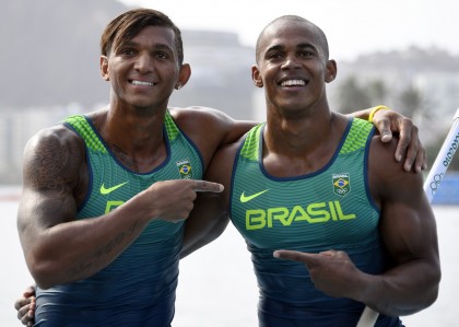 Isaquias Queiroz e Erlon de Souza faturaram a prata nas Olimpíadas do Rio