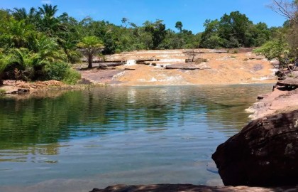 Água represada por ter infectado turistas (Foto: Divulgação)