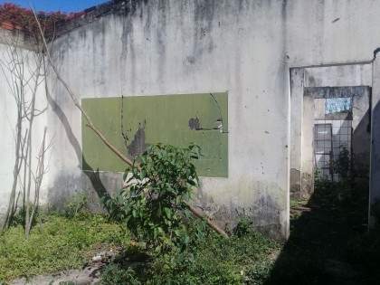 Escola foi abandonada pela Prefeitura (Foto: Ubatã Notícias)