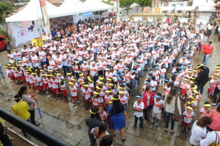 Evento contou com apresentações de escolas (Foto: Valdir Santos/UN)
