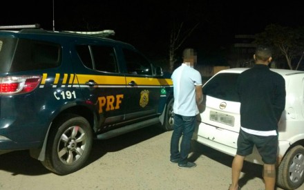 Vereador é detido após ser flagrado com carro roubado (Foto: Divulgação/PRF) 