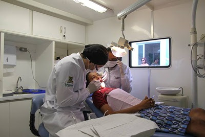 Crianças e Adolescentes recebem atendimento odontológico (Foto: Divulgação)