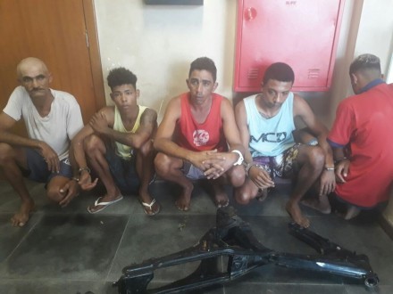 Grupo foi preso nesta sexta-feira (Foto: Divulgação/SSP-BA) 