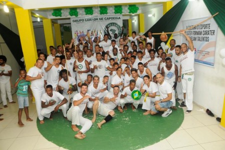 Capoeiristas de várias cidades participaram do encontro (Foto: Valdir Santos/UN)