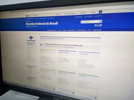 Receita Federal paga mais um lote do Imposto de Renda (Foto: Fabiana Figueiredo/G1) 