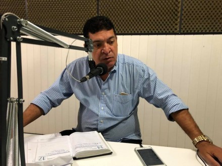 Expedito foi entrevistado pela Rádio Povo (Foto: Ubatã Notícias)